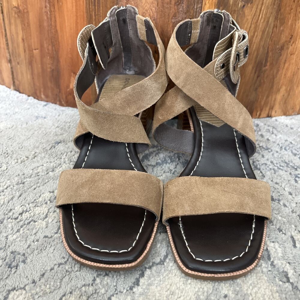 Donald Pliner Helen Sandals Size 9m Biscotti Beige Ankle Straps Calf Suede - Picture 2 of 13
